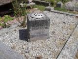 image of grave number 665278